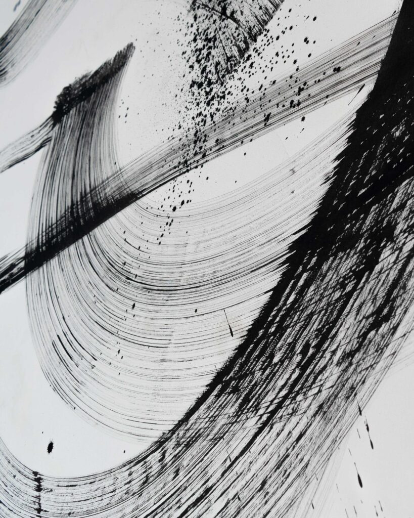 Floating State, large abstract Arabic calligraphy painting in ink on canvas by Wawi Abdel Kader, view 3