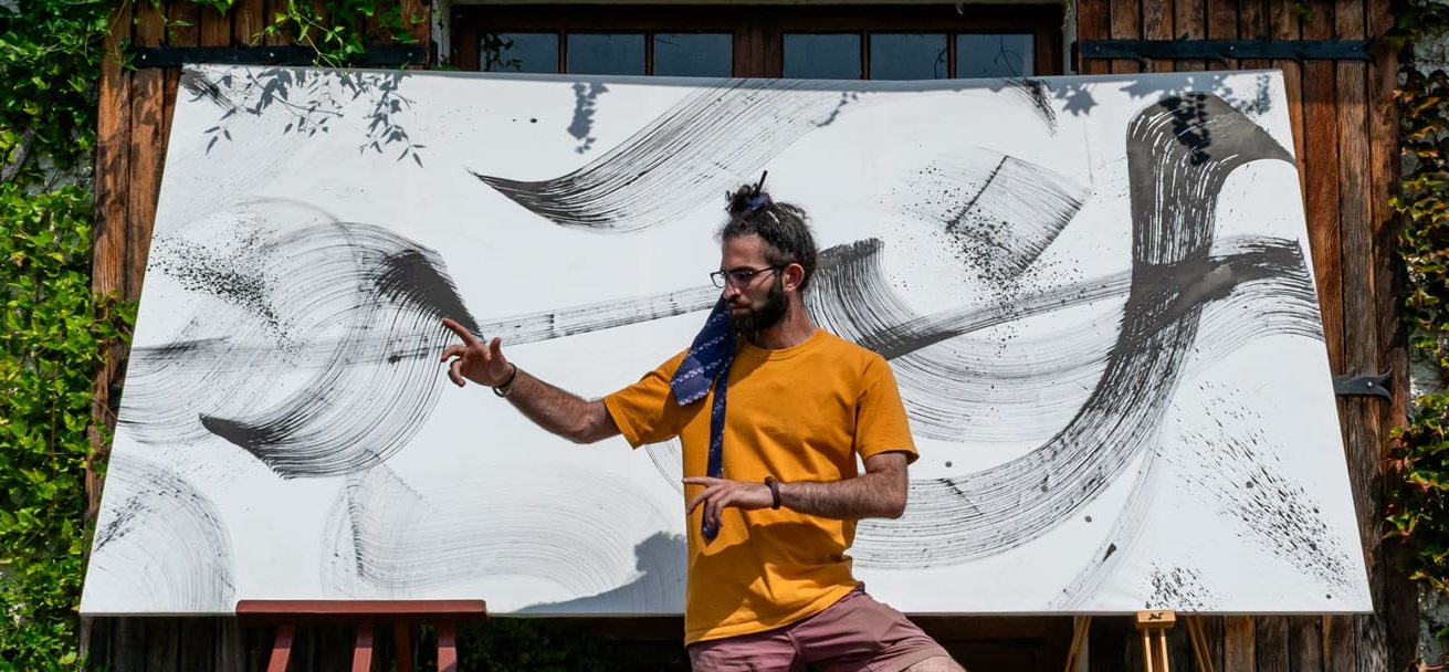 Floating State, large abstract Arabic calligraphy painting in ink on canvas by Wawi Abdel Kader, 160 x 300 cm, 2025